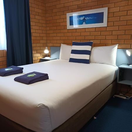 Bosuns Inn Motel Кофс Харбър Екстериор снимка