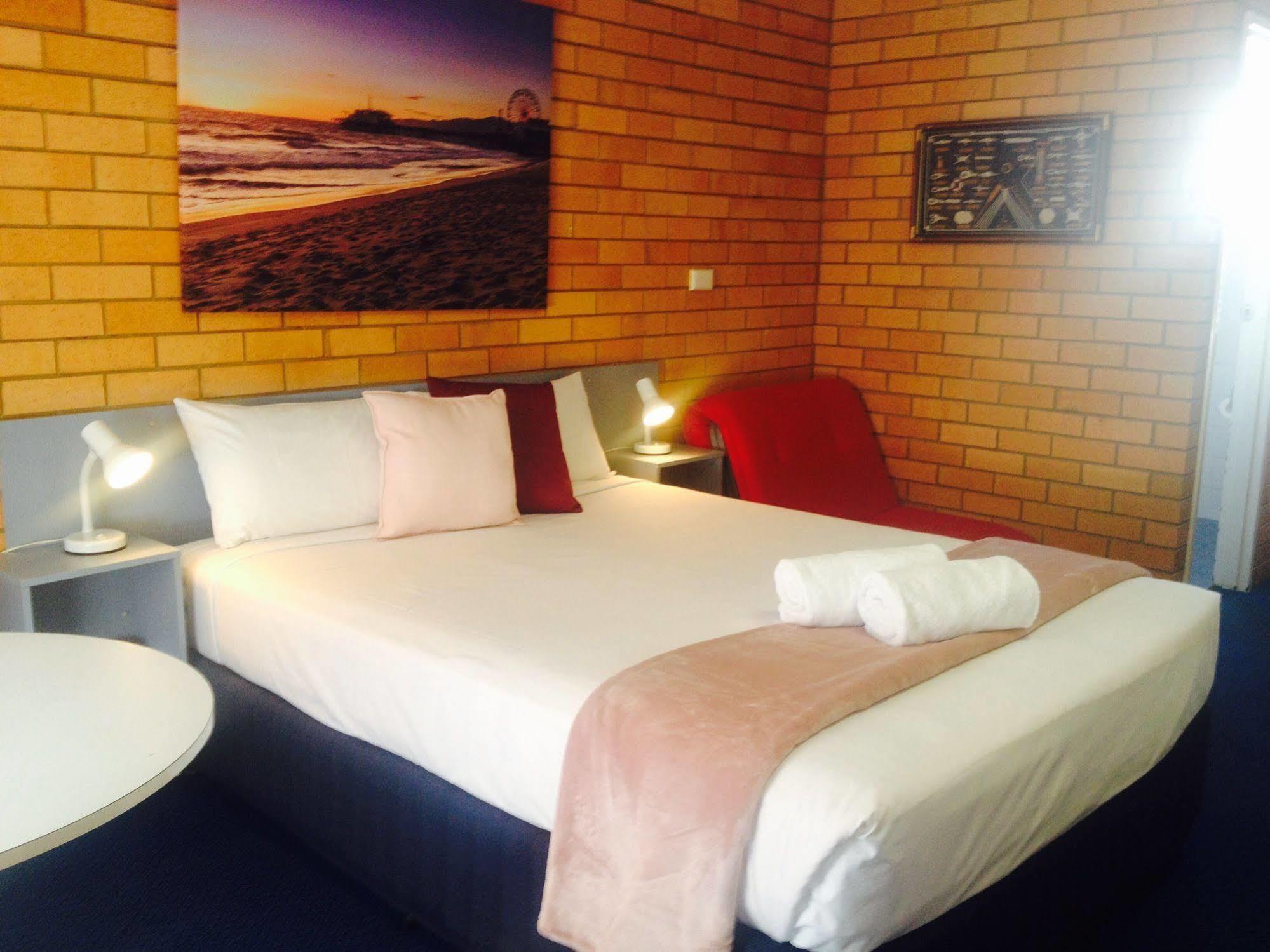 Bosuns Inn Motel Кофс Харбър Екстериор снимка