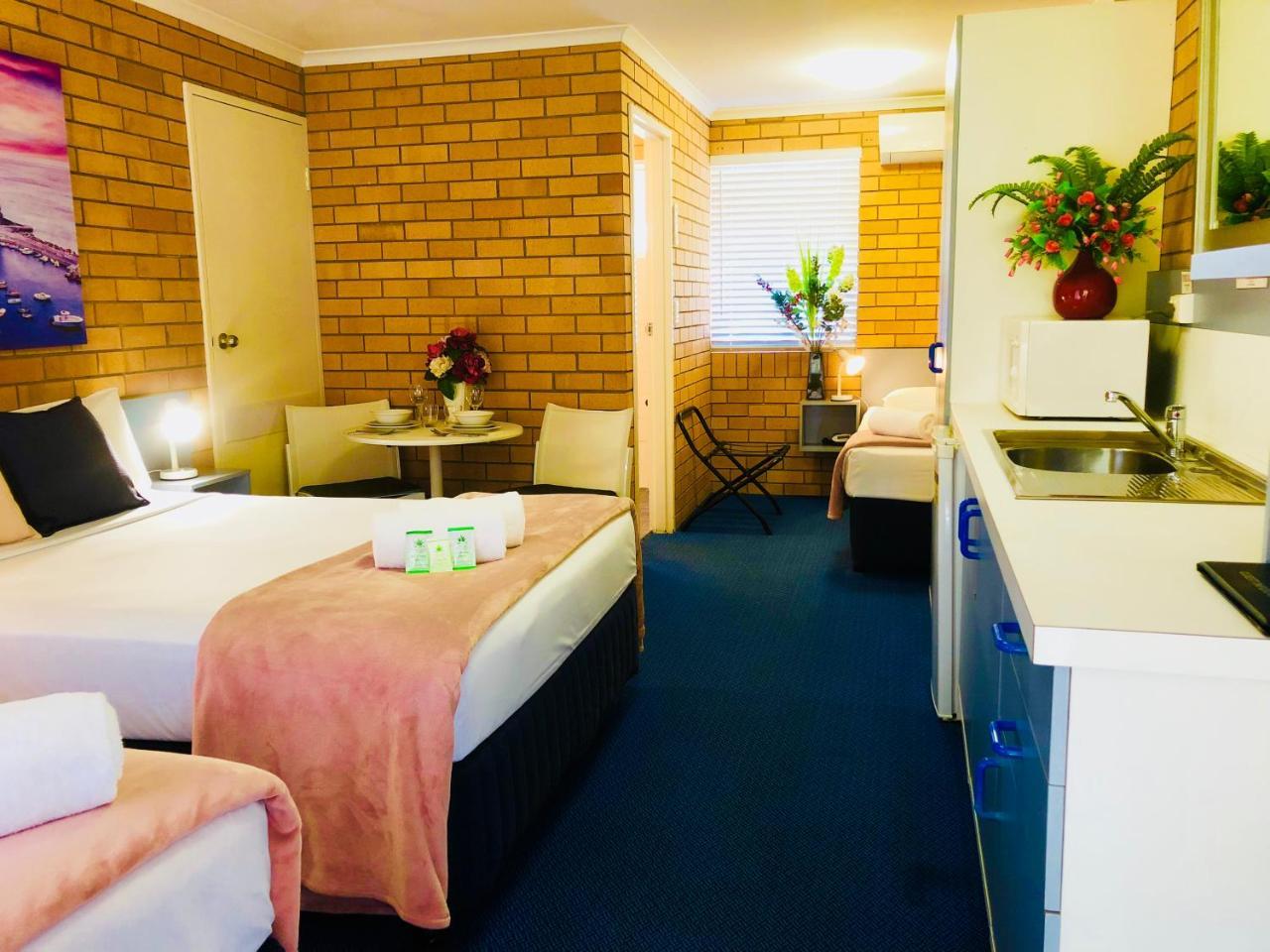 Bosuns Inn Motel Кофс Харбър Екстериор снимка