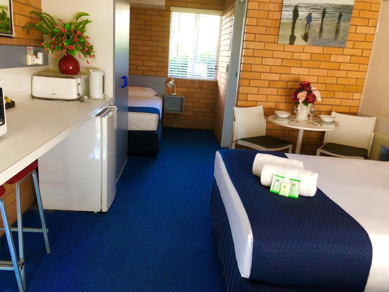 Bosuns Inn Motel Кофс Харбър Екстериор снимка